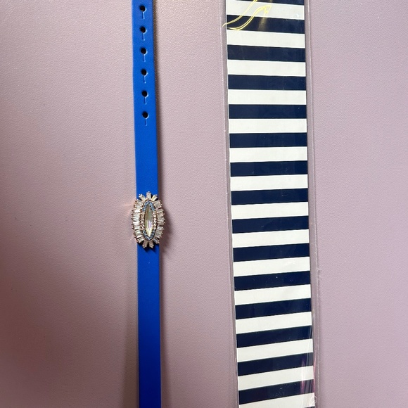 NWT Stella & Dot - Keep Collective royal blue/light blue leather band with charm - Picture 3 of 6